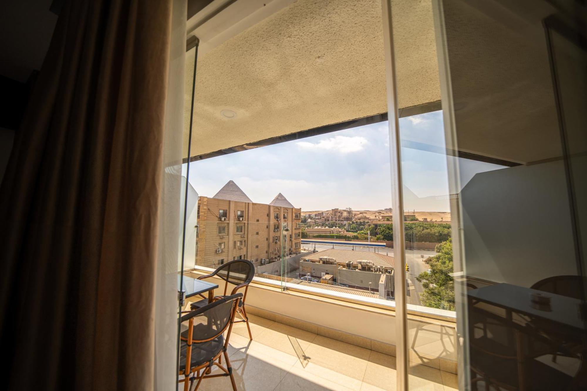 King Pyramids View Hotel Kafrat al Jabal Экстерьер фото